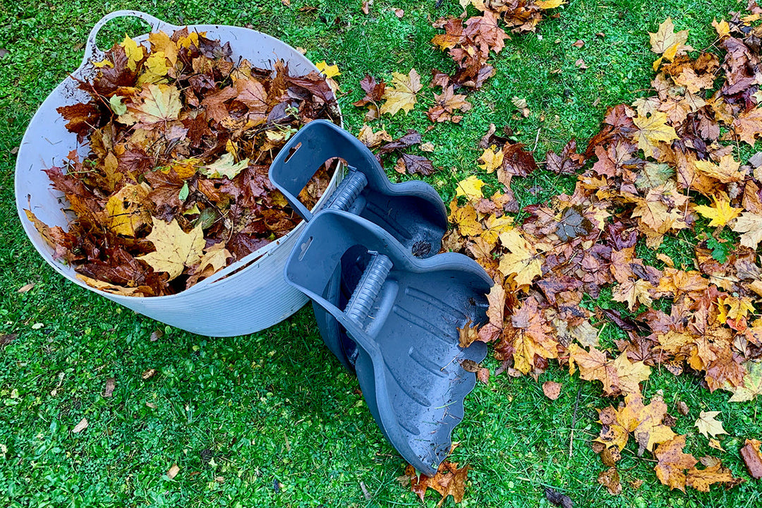 Garden gadgets - leaf grabbers