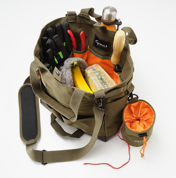Genus Gardening Caddy Bag with tools inside
